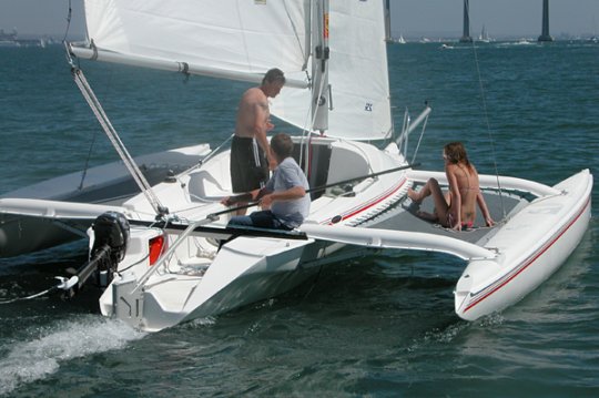 1st750sailing3.jpg
